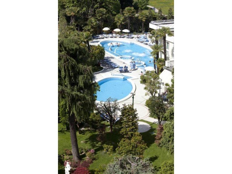 Hotel Due Torri Abano Terme Exterior photo
